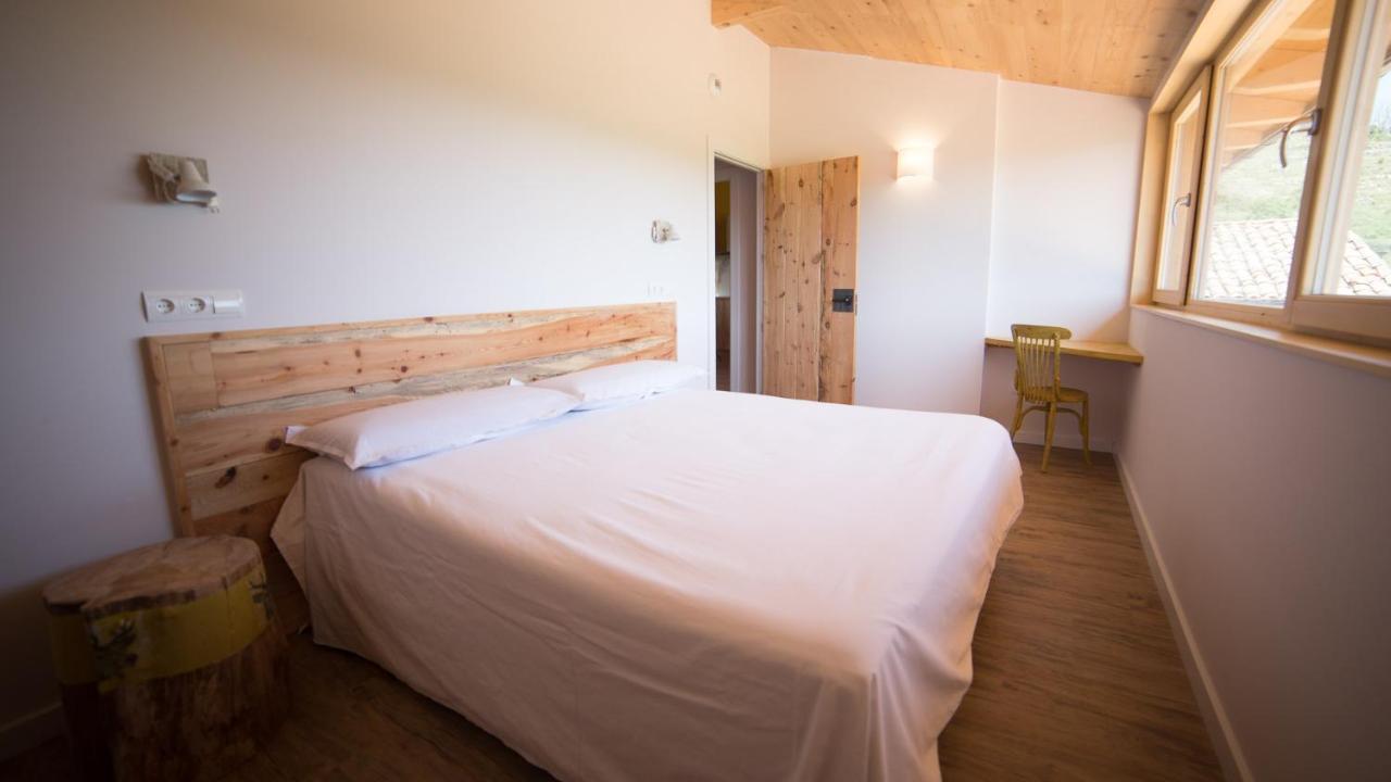 Eco-Apartaments Cal Rossa De Taus מראה חיצוני תמונה